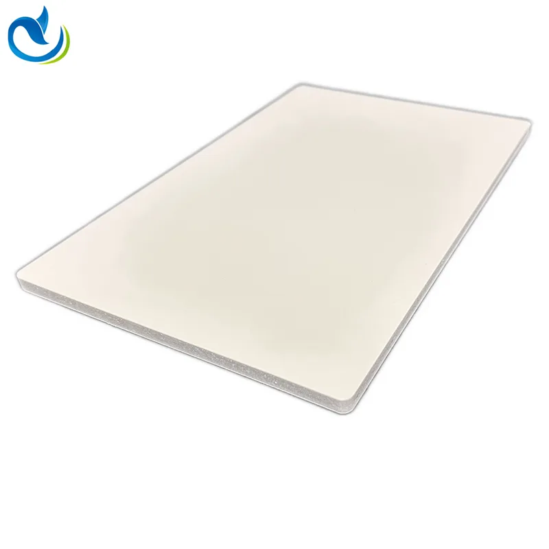 Painel de parede SPC texturizado com detalhes pretos